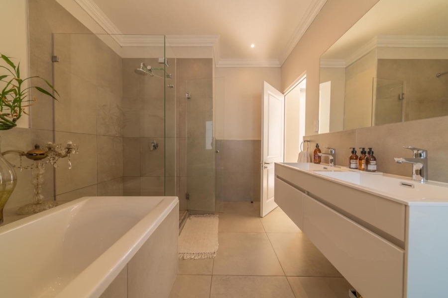 3 Bedroom Property for Sale in Koelenbosch Country Estate Western Cape